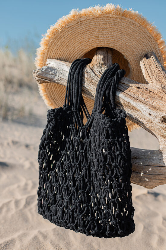 Mezglots tīkliņš ar rokturiem